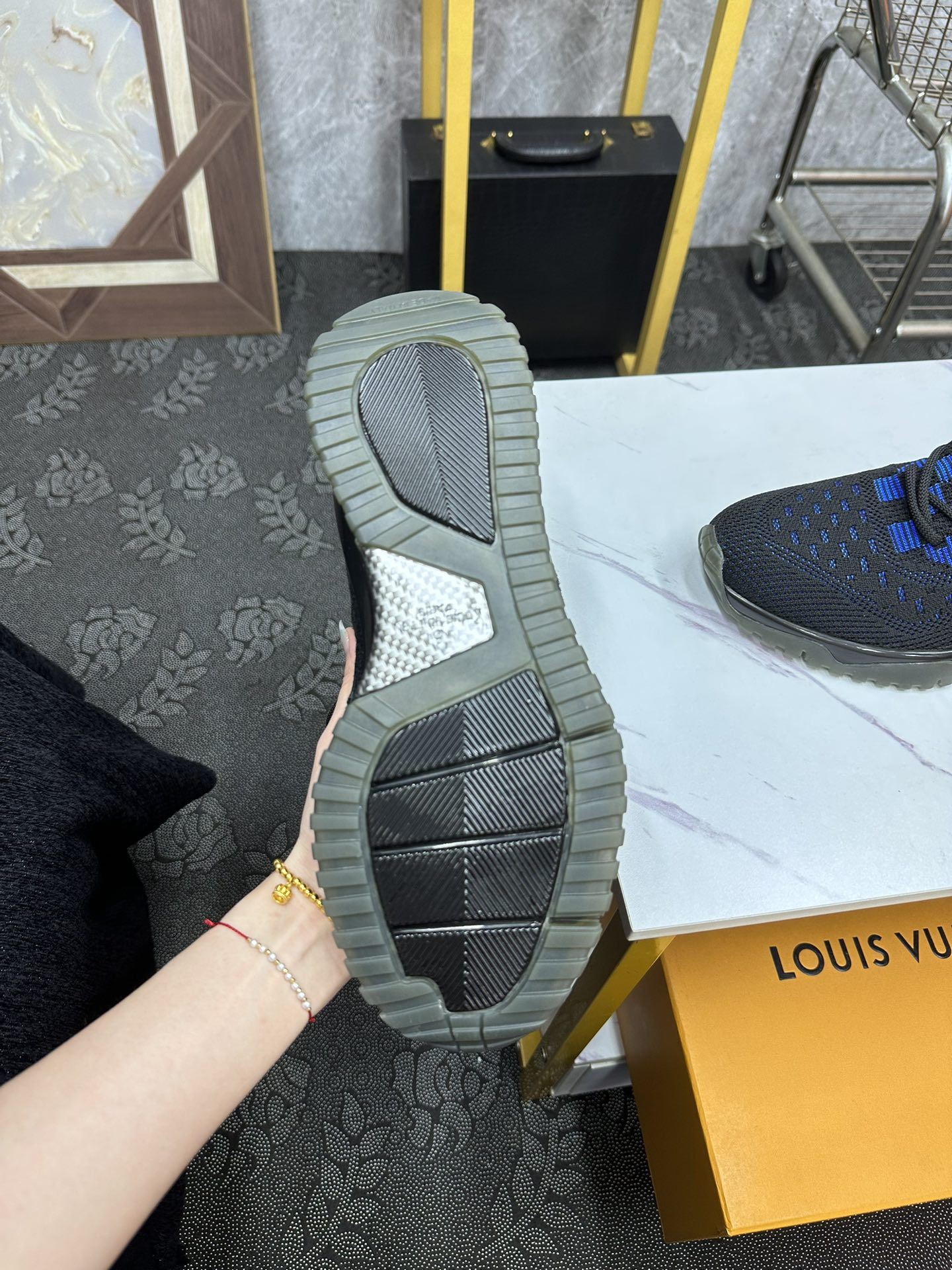 Louis Vuitton Low Shoes